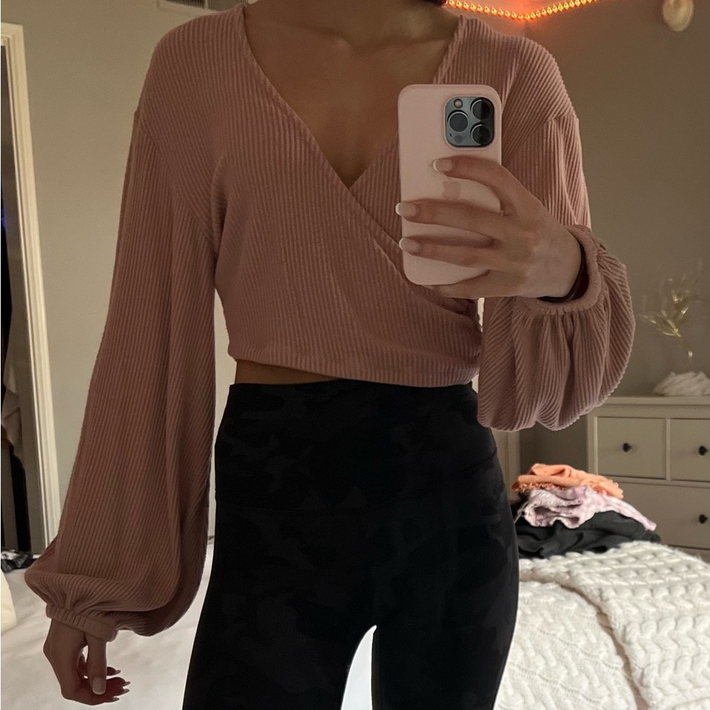 Dusty rose Urban Outfitters cross tie sweater